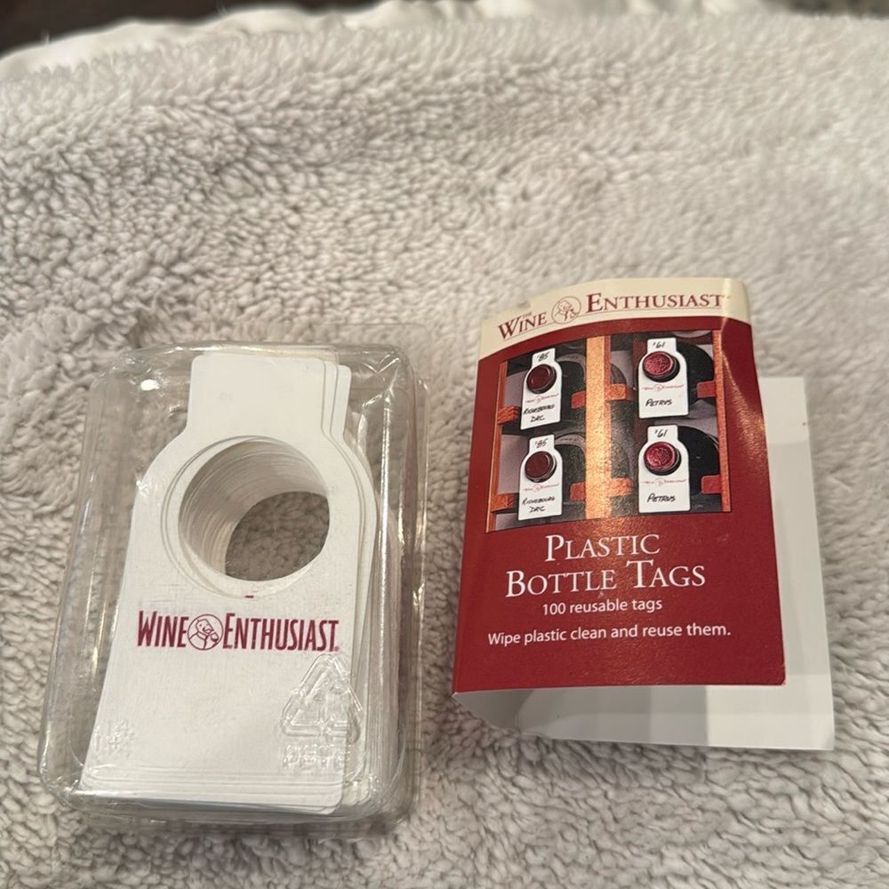 Wine Enthusiasts plastic bottle tags reusable wipe off 95 approx, stay organized
